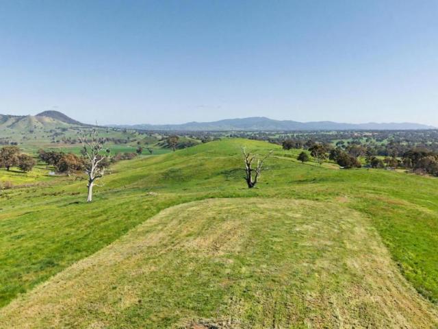 Land for sale in Stoneleigh Park Estate, Mansfield