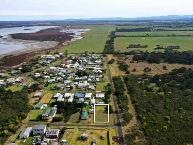 Land for sale in Mcloughlins Beach, Shire of Wellington