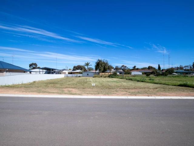 Land for sale in Moonta Bay, South Australia