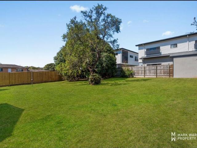 Land for sale in Moorooka, Greater Brisbane