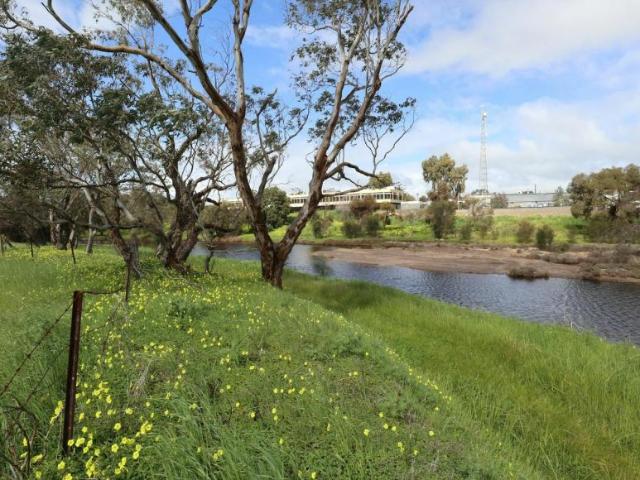 Land for sale in Northam, Shire Of Northam