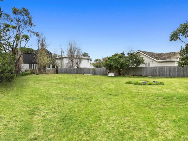 Land for sale in Point Lonsdale, Borough of Queenscliffe