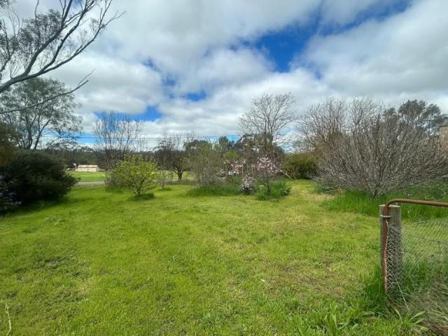 Land for sale in Watervale, Clare and Gilbert Valleys Council