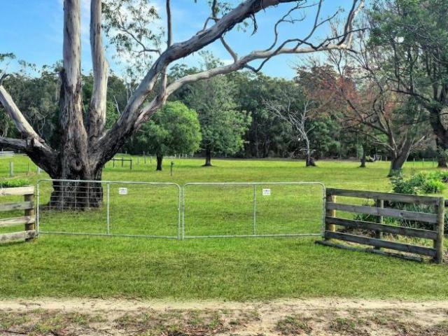 Land for sale in Woodside