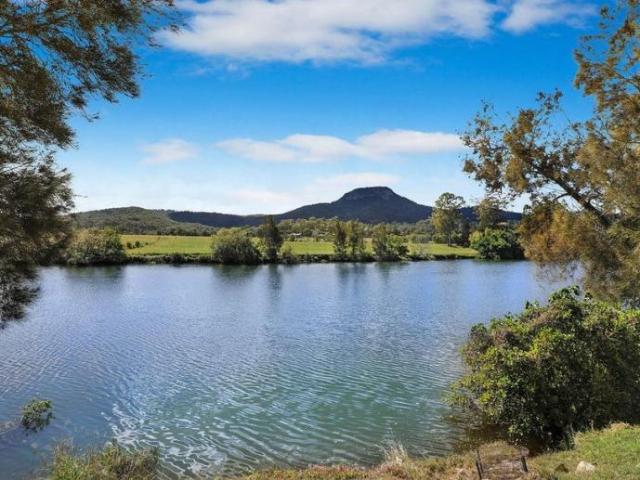 Land for sale in Kings Creek, Queensland