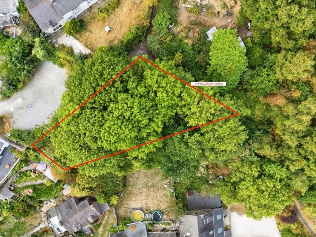 Land for sale in Cefn Bychan, Cefn Mawr