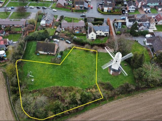 Land for sale in Chipping Hill, Essex