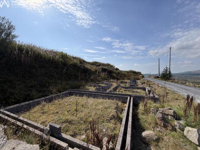 Land for sale in Pant Glas, Clynnog