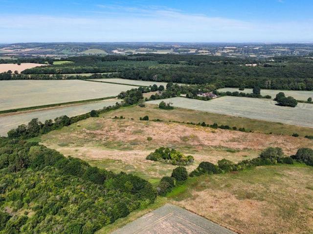 Land for sale in Waltham, The Bridge