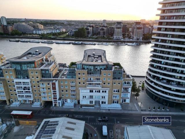 Commercial for sale in Battersea, Greater London