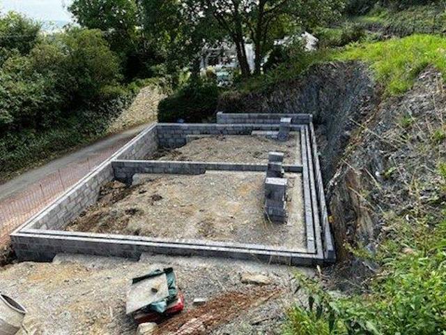Land for sale in Penrhyndeudraeth