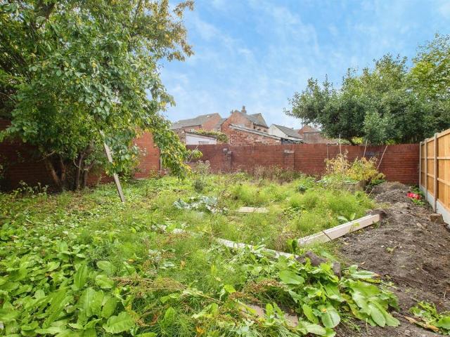Land for sale in Waingroves, Amber Valley