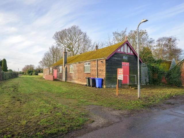 Land for sale in Boston, Lincolnshire