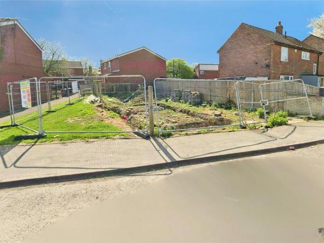 Land for sale in Knottingley, West Yorkshire