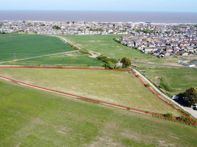Land for sale in Mablethorpe and Sutton, Belleau