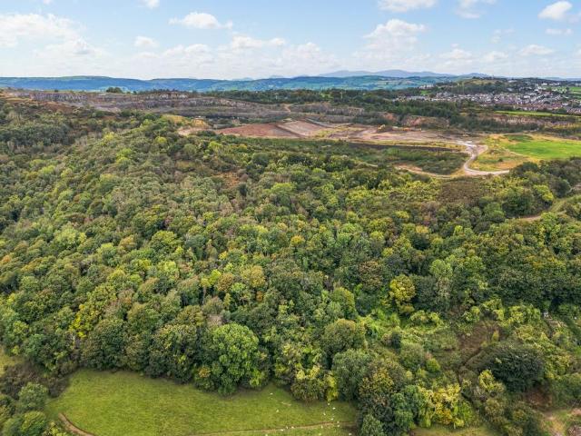 Land for sale in Terfyn, Llanddulas