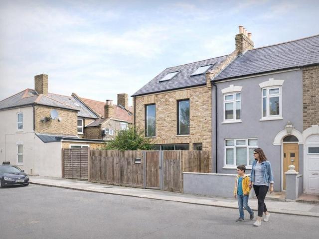 Land for sale in Lower Edmonton, Greater London