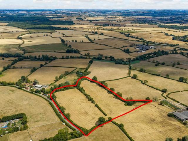 Land for sale in Lillingstone Lovell, Lillingstone Dayrell