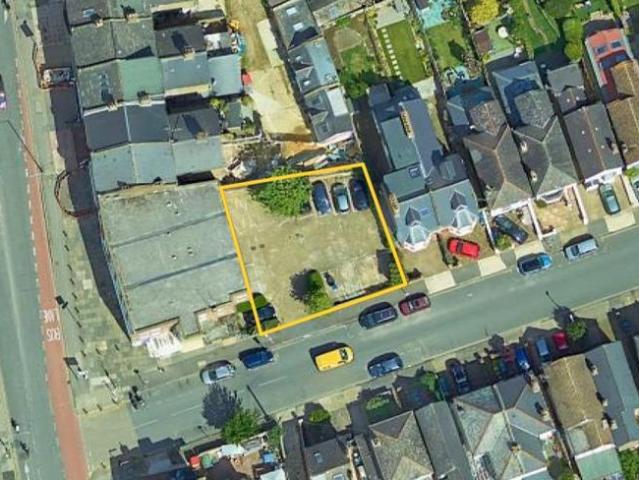 Land for sale in Norbiton, Greater London