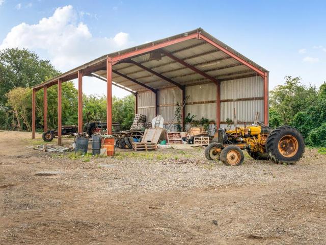 Land for sale in Dromore, Oxfordshire
