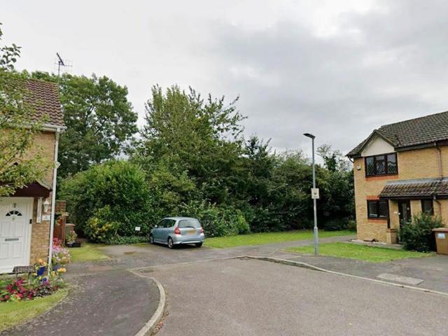 Land for sale in Batchworth, Hertfordshire