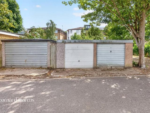 Land for sale in London Borough of Croydon, Addiscombe