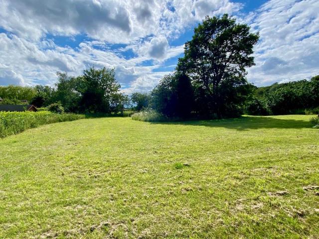 Land for sale in Ashby De La Launde, Lincolnshire