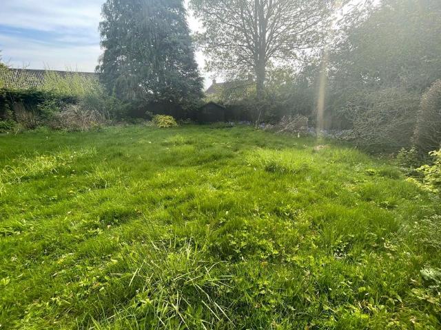 Land for sale in Barholm, Lincolnshire