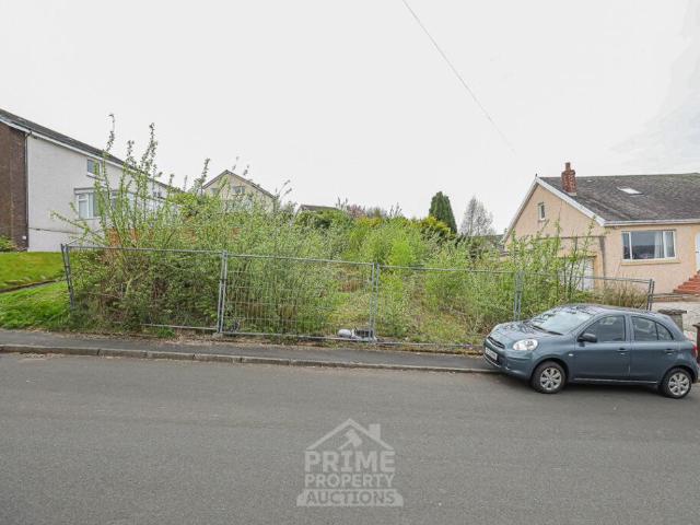 Land for sale in Langbank, Scotland