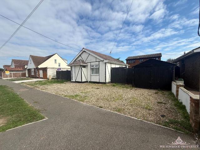 Land for sale in Winter Gardens, Essex