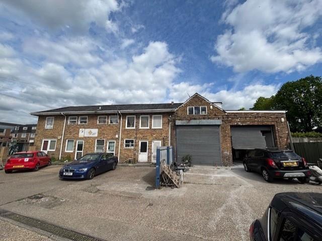 Commercial for sale in Slough, Burnham Commercial for sale in Slough, Burnham