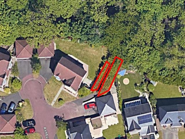 Land for sale in Scotstoun, Scotland