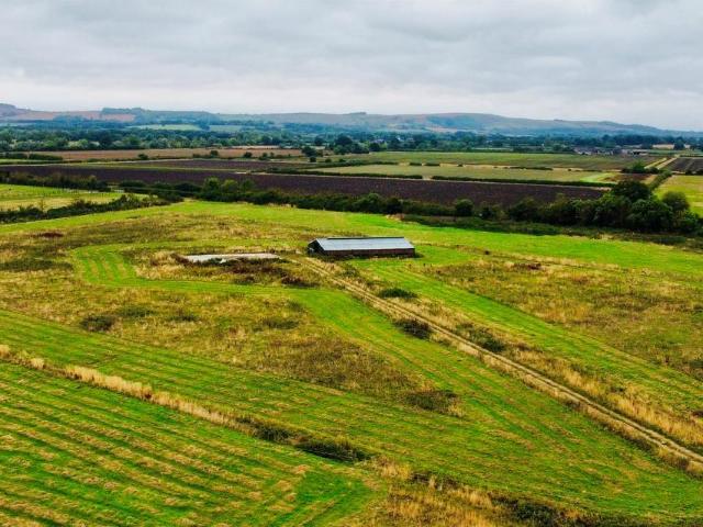 Land for sale in Dromore, Oxfordshire