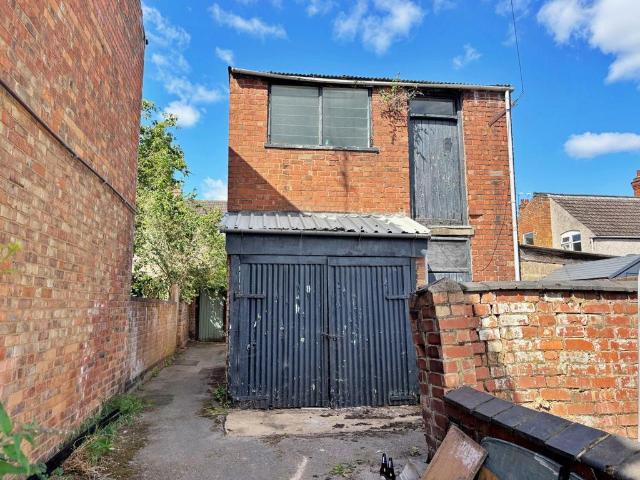 Commercial for sale in New Bilton