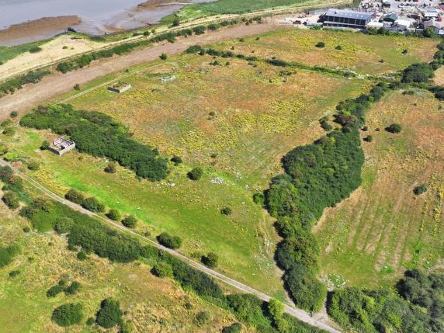 Land for sale in Slade Green, Greater London
