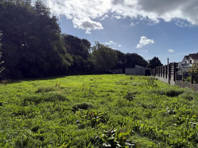 Land for sale in Tolvaddon Downs, Pool