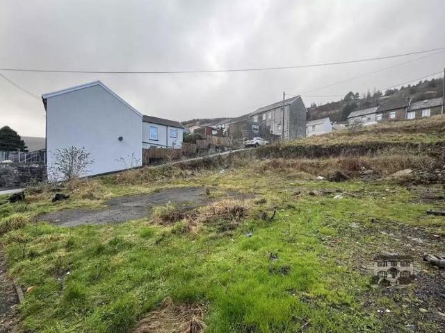 Commercial for sale in Cwm Clydach, Gelli