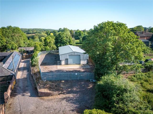 Land for sale in Buckinghamshire