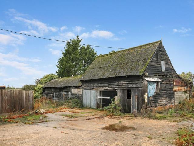 Land for sale in Chelmondiston, Suffolk