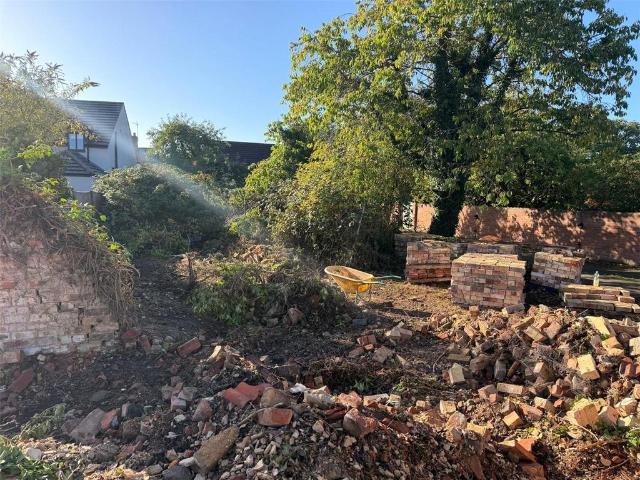 Land for sale in Helpringham, North Kesteven