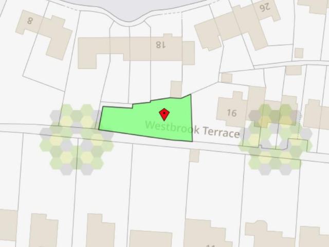 Land for sale in Hawkenbury, Sandown Park