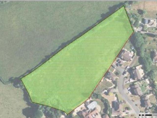 Land for sale in Pont-y-Clun, Brynsadler