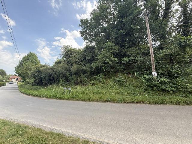 Land for sale in Bawburgh, Burgh St Peter