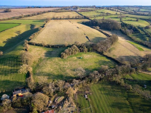 Land for sale in Alderminster, Warwickshire