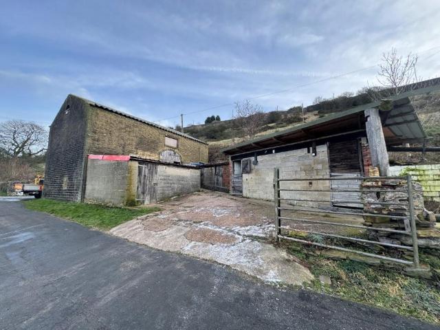 Land for sale in Ovenden, Halifax
