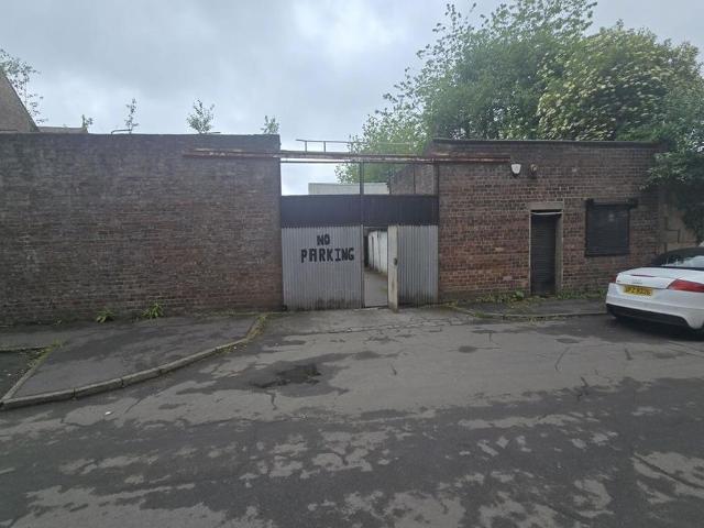 Land for sale in Whiteinch, Scotland
