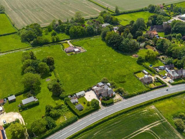 Land for sale in Wragby, Belleau