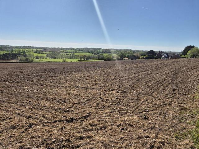 Land for sale in Weston Underwood, Kedleston
