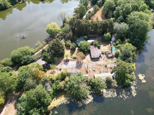 Commercial for sale in Greater London