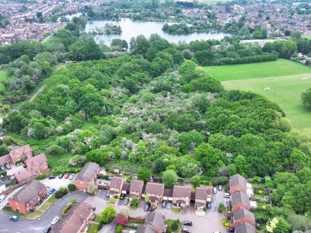 Land for sale in Fole, Surrey